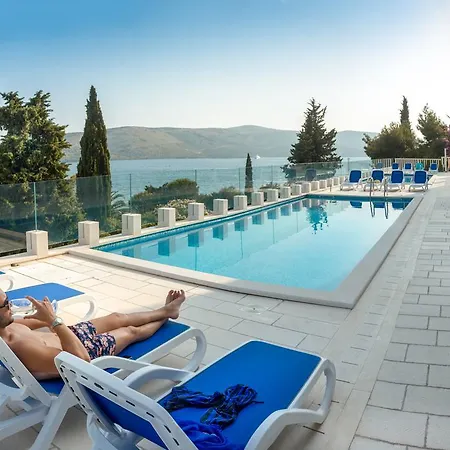 Trogir Vila A Apartment Seget Vranjica