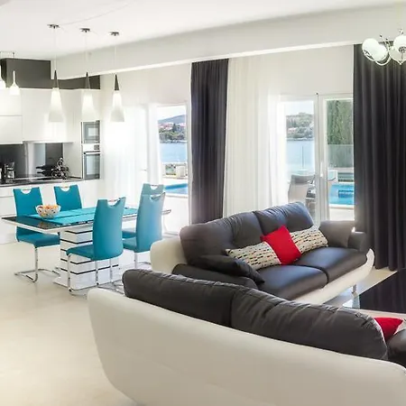 Trogir Vila A Apartment Seget Vranjica
